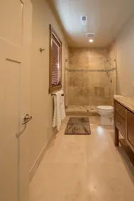 Luxusvilla am See mit 7 Schlafzimmern! Für bis zu 18 Personen und in der Nähe der Smokies! - Image 4