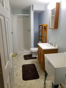 4-Bedroom Rental with Gazebo - Image 2