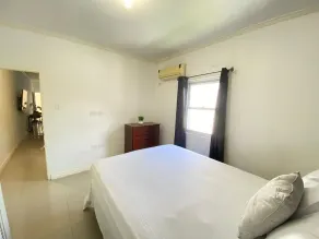 Cozy Island Getaway - Image 4