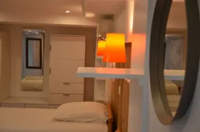 2-bedroom Apartment with Terrace - Image 3