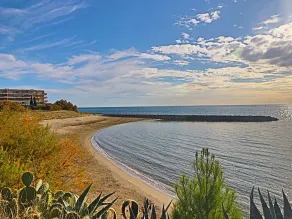 Top floor apartment in Sète for 6 people - Image 4