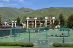 Ny notering! Tre sovrum Cottonwood med tillgång till Sun Valley Resort Pool - Image 3
