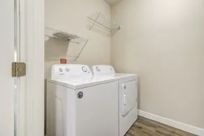 Cozy Apartment in Clubhouse building at Woodside Apartments - Image 2