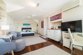 Sunny self contained LOFT near Bondi Beach -AC-Aspect - Image 3