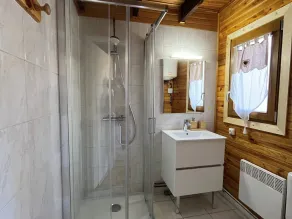 Chalet con 3 camere da letto per 6 persone - Image 2