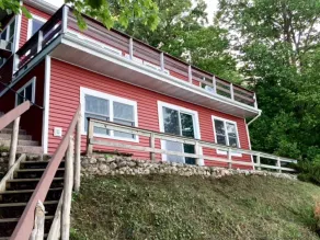 NYT til VRBO! Ultimative flugt på den smukke Stuart Lake. 5 hektar, meget privat! - Image 4