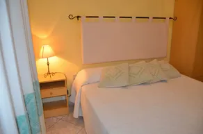Apartamento de tres habitaciones a 120 metros del mar de San Giovanni di Posada Nuoro Cerdeña Italia - Image 3
