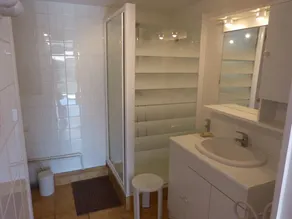 Stueetagen villa ved poolen - Image 2