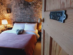 Orchard Cottage barn conversion romantic retreat. Escape to the country. - Image 4