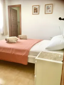 Nouvelle liste! Fabuleuse villa adaptée aux familles, marcheurs, couples - Image 5