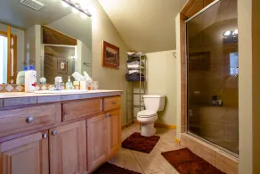 Charming Vail Condo, Hot Tub, Village Bus, Top Floor with Amazing Views. - Image 5