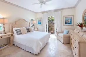 Royal Villa 19 - Image 5