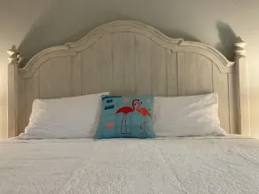 Flamingo 🦩 PRIVATE HEATED POOL House: Short Drive to St Augustine, Daytona Beach - Image 5