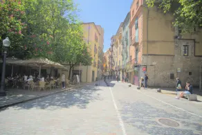 Charming flat next to the Cathedral - Image 5