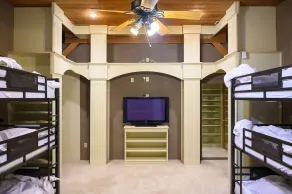 Star Ridge | Private Estate | Sleeps 20 | Hot Tub - Image 4