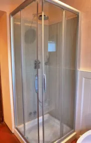 Casale Elisa är ett charmigt lantgård i ett kuperat läge med fantastisk utsikt över - Image 4