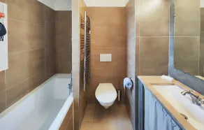 Lovely home in Saint-Laurent-de-la-Ca with WiFi - Image 4
