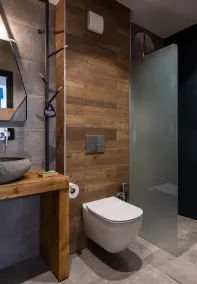 Boutique villa in forest and near seaside - Image 3