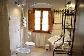 Charming Country Villa near Florence. Authentic Tuscan Getaway - Image 3