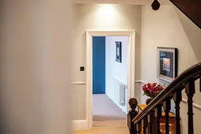Beautiful 5 Bedroom Home in Evesham - Image 2