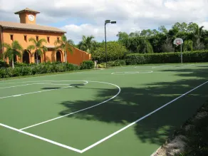 Enjoy This Tropical Getaway with a Full Service Village in Southern Naples! - Image 2