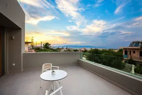 Lux Villa 200mt to beach★HEATED Pool /Hydromassage ★BBQ ★Walk to everything ★ - Image 4