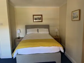 Seafront Sheringham 1 bed Apt Sleeps 4 - 1xdog - Image 3