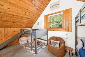 Secluded 4-season cabin w/private waterfront, epic game room & mins from trails - Image 4