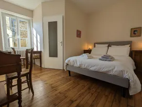 Gîte charmant avec jardin privatif, proche des randonnées, totalement équipé et internet fibreбет - Image 4