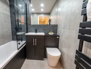 5 Bed Villa-Sleeps 10-Hot Tub-Bar & Pool table - Image 4