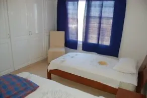 Large villa with heated pool directly on the lagoon beach with private jetty - Image 3