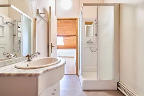 Gîte 24 people - 8 bedrooms - 6 bathrooms - Large spaces - Image 3