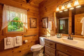 Mountain Ecstasy - Romantic Cabin w/ Beautiful View - Image 3