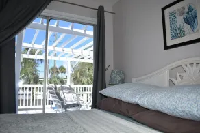 Casey Key 1-Bed Dockside Villa - Image 4