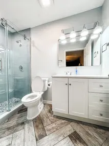 Ground Floor, Close to Beach, Pet Friendly Free Wifi/Beach Svs 2 Pools, New Mgmt - Image 4