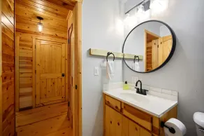 Kalo Cabin Secluded Stay - Image 2