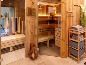 Family Penthouse with Balcony - Image 3