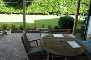 Studio Sleeps 2 - Pets Welcome - Enclosed Garden - Image 5