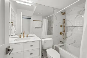 3 Bed/3 Bath In Town Aspen Luxury King & 2 Queen Bed W/D AC Parking Balcony Wifi - Image 3