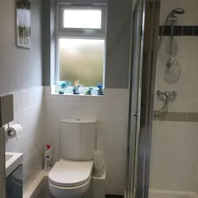 Holiday Let Annex; Self Contained; Sleeps 2; One minute from beach - Image 3