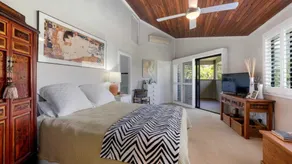 Lakeside Lodge - Image 3