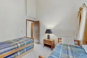 Condo deux chambres avec accès au club et vues magnifiques sur la montagne - Image 5