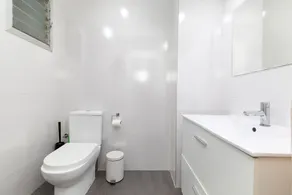 Rental unit in València · ★4.45 · 3 bedrooms · 4 beds · 1 bath - Image 2