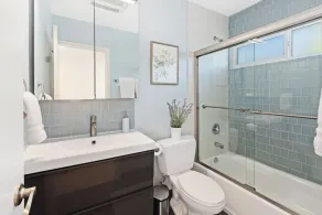 Nyrenoveret med AC & VISNINGER af Downtown Ocean og Bay! - Image 2