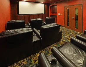 1 Bedroom | Free Breakfast! Pool. Business Center - Image 5