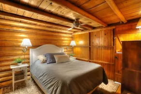 10 Haines Landing - We love this classic cabin! Pet friendly and gorgeous views!! - Image 5