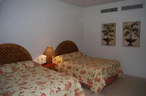 Playa Royal Oceanfront Condo - Image 3