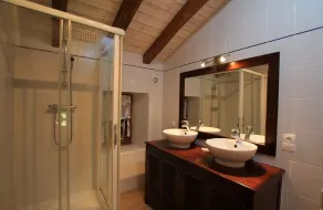 Property with 2 houses (10 and 4 people) and 2 heated swimming pools - Image 2