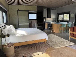 Chapel Cove Retreat - Private Tiny House with Boat Ramp - Image 3