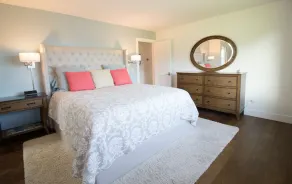 Abgeschiedene Single Story Ranch mit Pool auf 2. 5 Hektar in der Nähe des Sonoma Square - Image 3